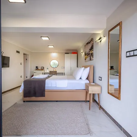 Select Cunda - Sea View With Private Veranda In Cunda Island 度假居 *