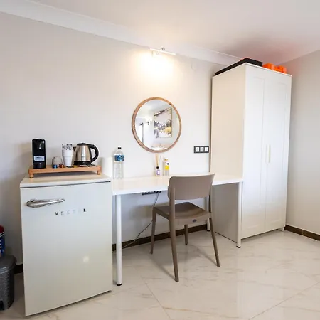 度假居 Select Cunda - Sea View With Private Veranda In Cunda Island