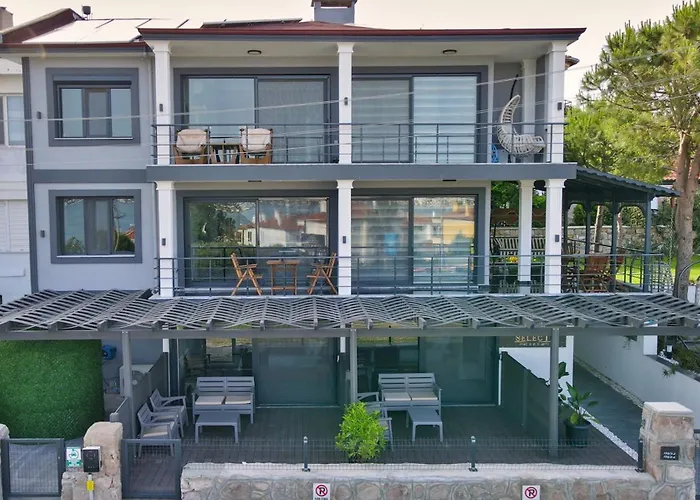 Select Cunda - Sea View With Private Veranda In Cunda Island 펜션 *