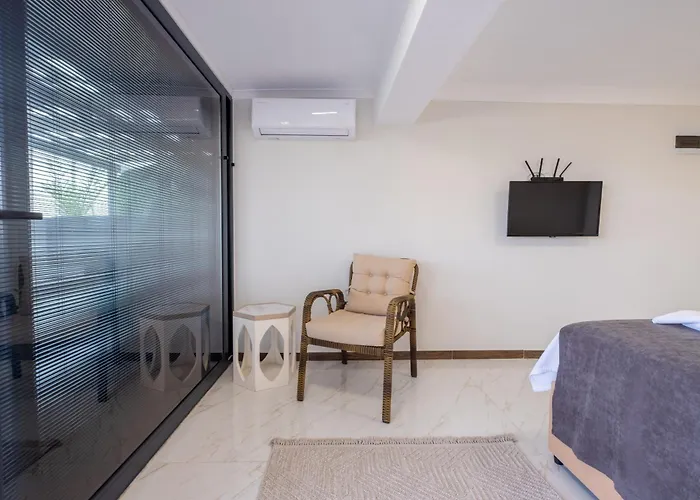 펜션 Select Cunda - Sea View With Private Veranda In Cunda Island